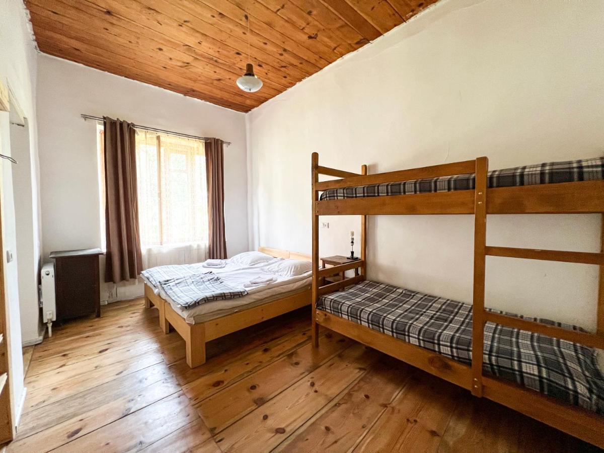 Guest House Svan-Ski Mestia Exterior photo